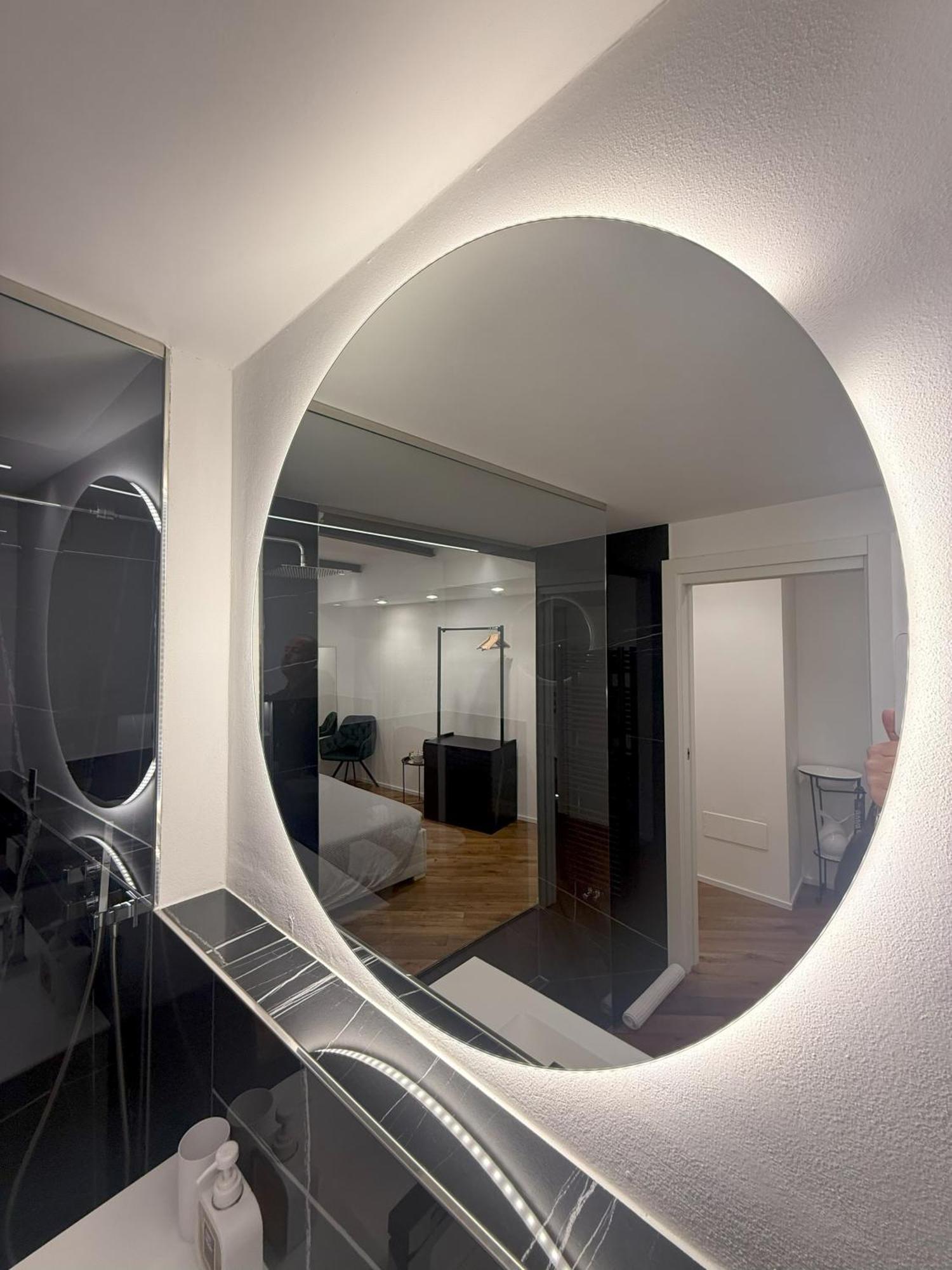 East West Room Арко Екстериор снимка