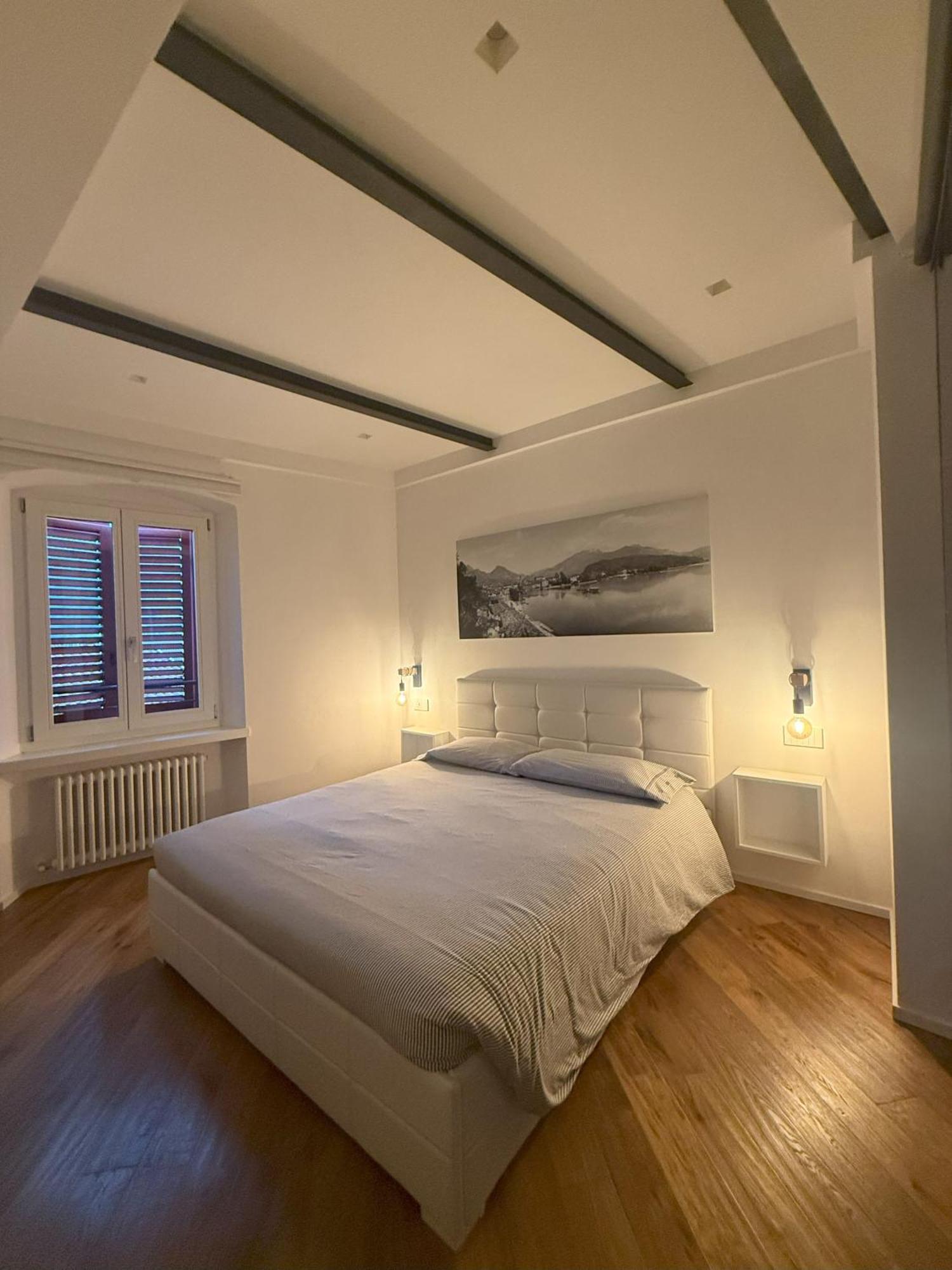 East West Room Арко Екстериор снимка